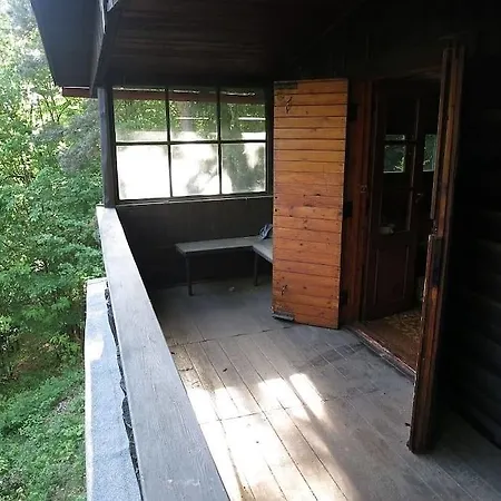 Log Cabin